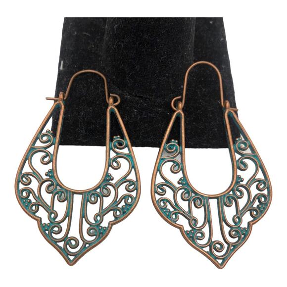 Boho Chic Turquoise Patina Copper Vintage-Chic Copper Unique Patina Earrings - Picture 5 of 9